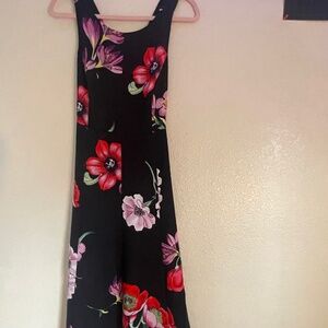 Criss Cross Back, Floral Print, FLATTERING.